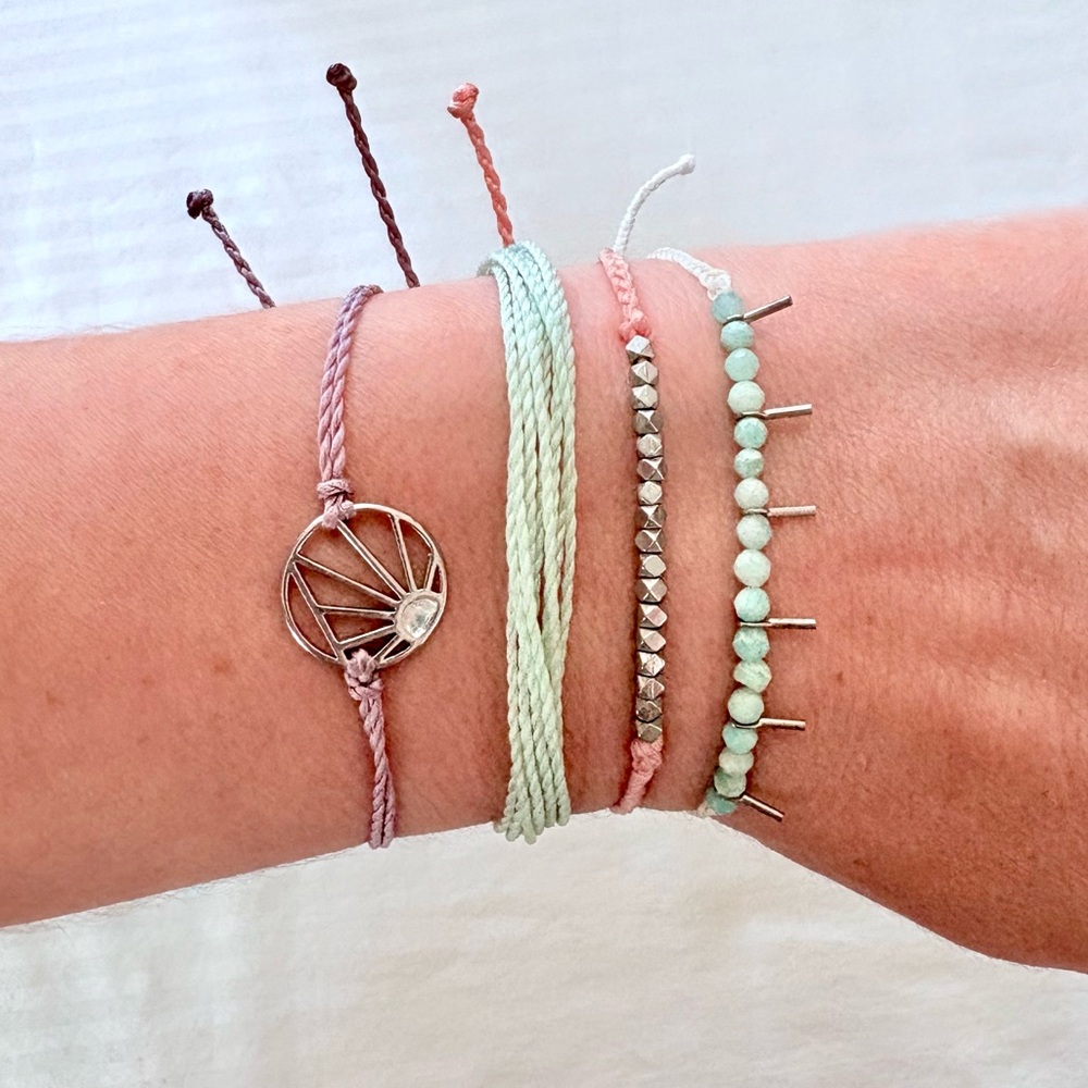 Pura Vida January 2020 “Dawn” bracelet club set
